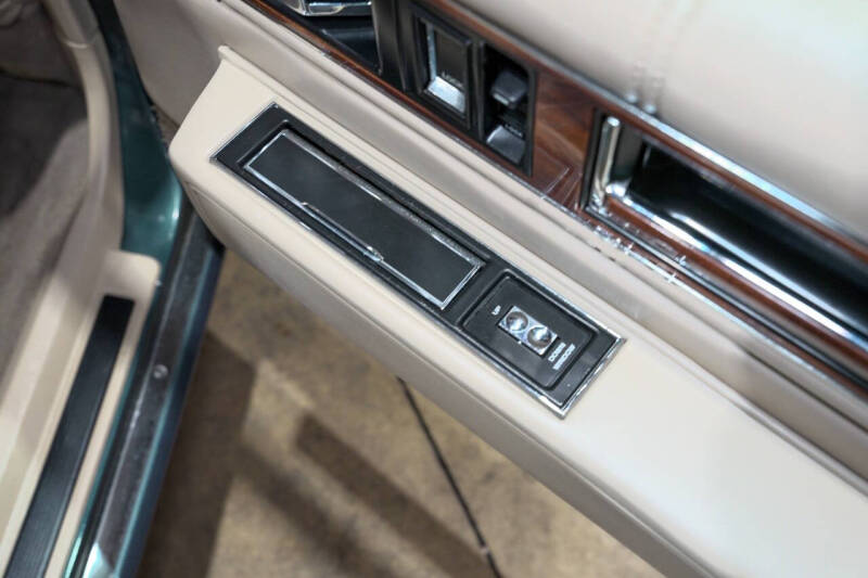 1992 Cadillac DeVille