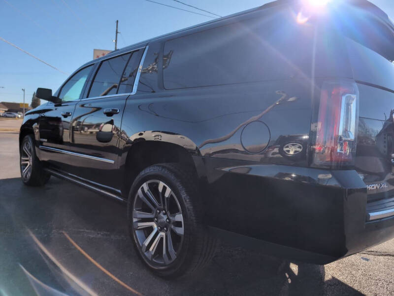2017 GMC Yukon XL Denali