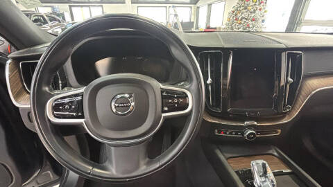 2021 Volvo XC60 Recharge T8 Inscription