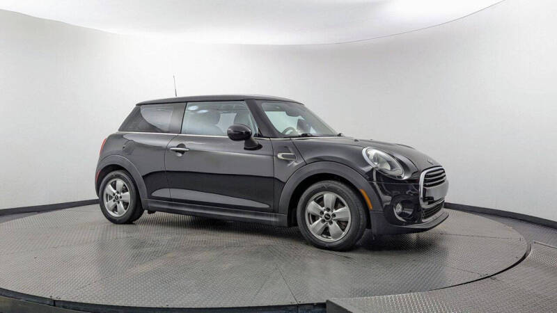2016 MINI Hardtop 2 Door Cooper