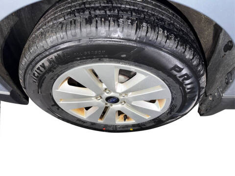 2017 Subaru Outback 2.5i Premium