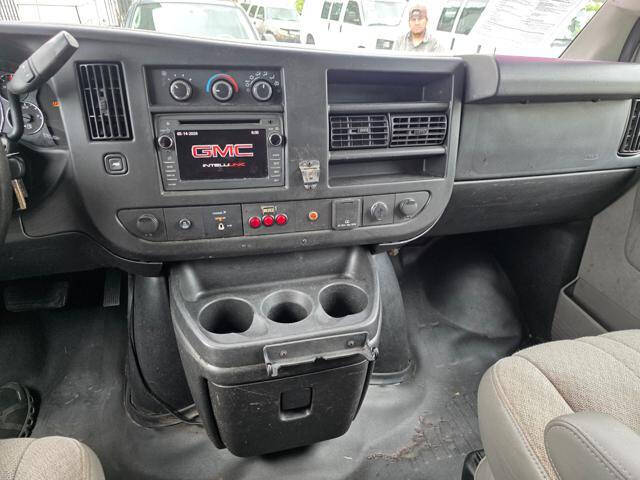 2016 GMC Savana 2500