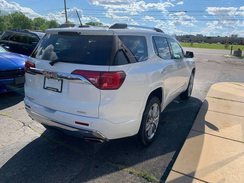 2019 GMC Acadia Denali