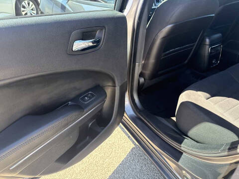 2014 Dodge Charger SXT