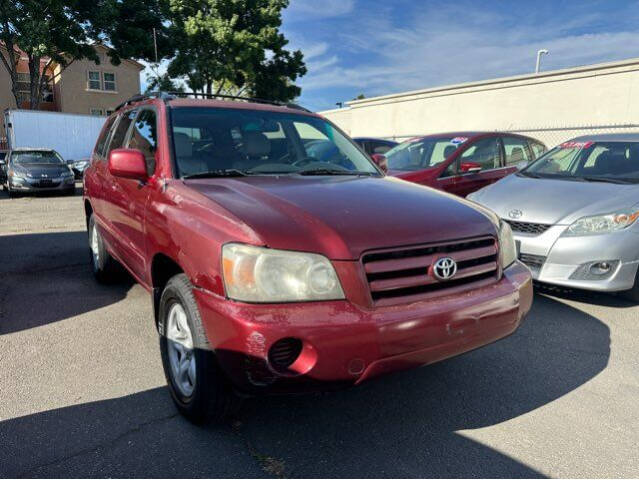 2004 Toyota Highlander for sale at Tracy Auto Depot in Tracy, CA