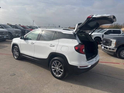 2023 GMC Terrain SLT