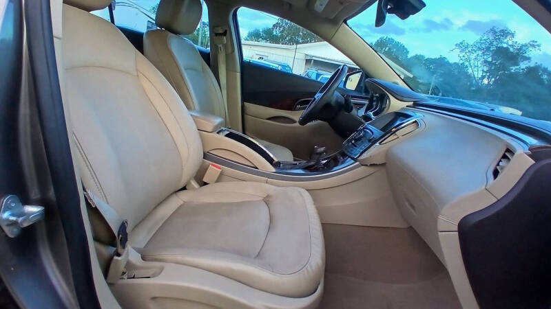 2012 Buick LaCrosse Premium 3