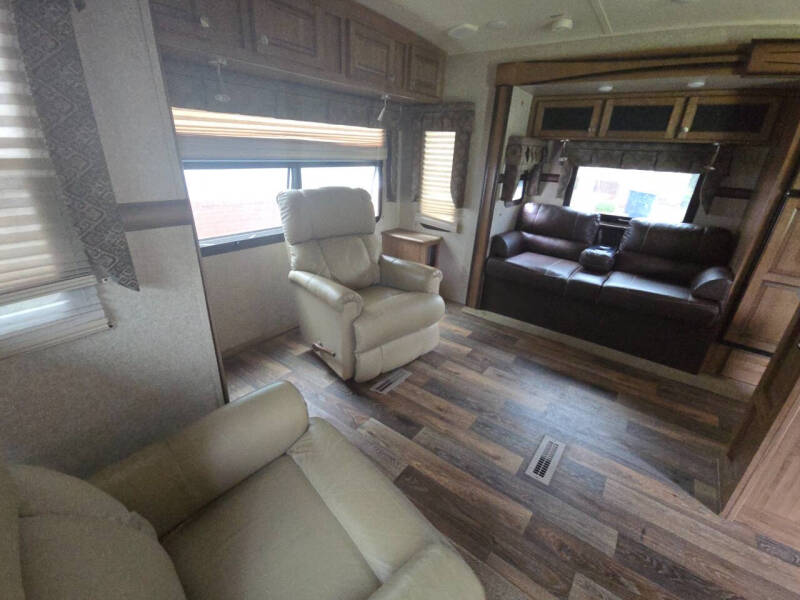 2016 Forest River Flagstaff