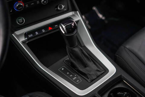 2022 Audi Q3 quattro S line Premium 45 TFSI