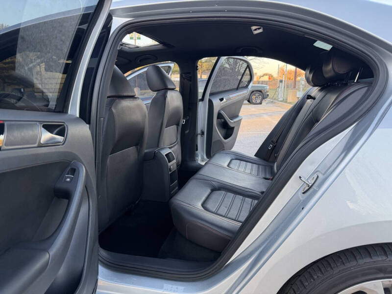 2016 Volkswagen Jetta 2.0T GLI SEL