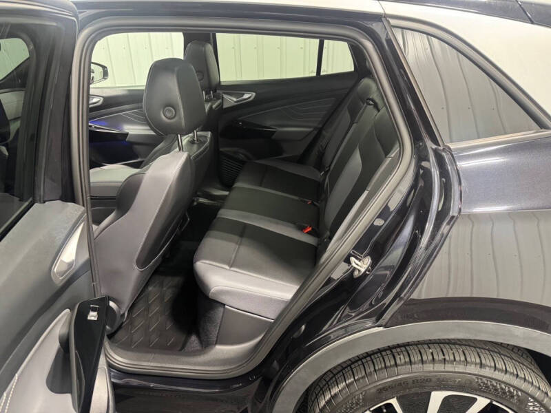 2023 Volkswagen ID.4 Pro S Plus