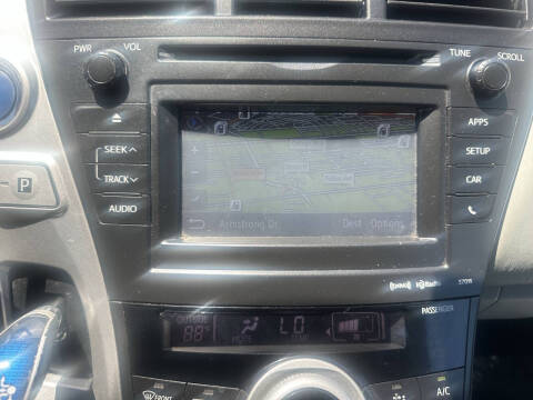 2012 Toyota Prius v Five