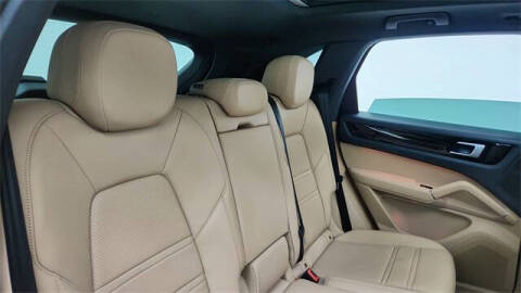 2022 Porsche Cayenne