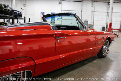1965 Ford Thunderbird