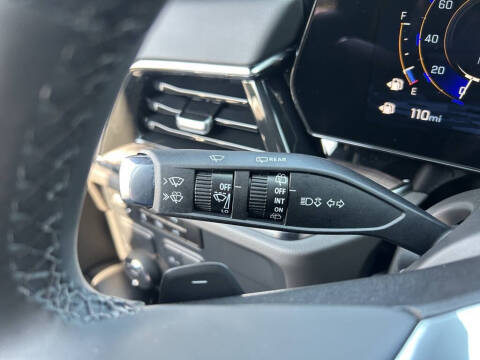 2025 Chevrolet Suburban LS