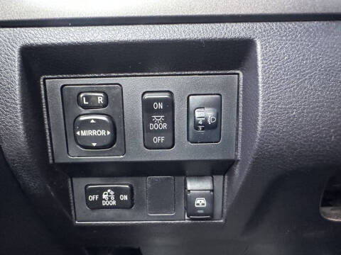 2014 Toyota Tundra SR5