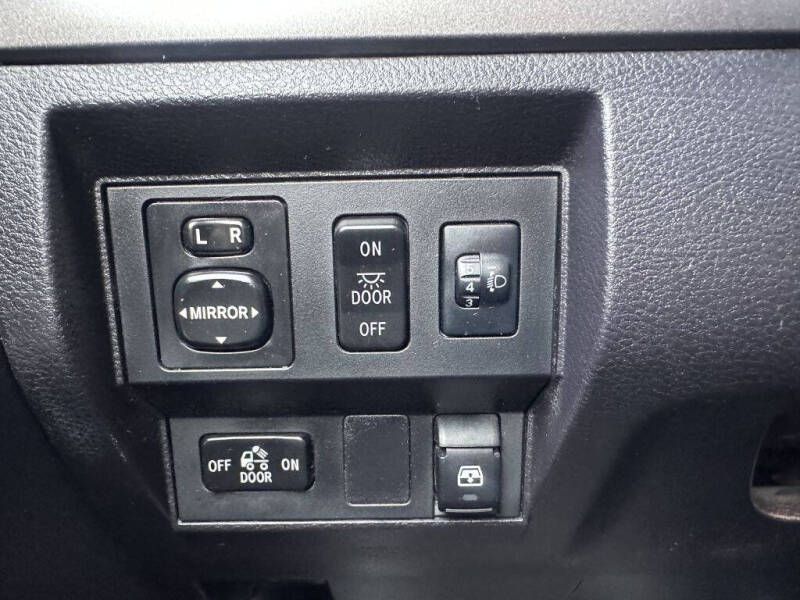 2014 Toyota Tundra SR5