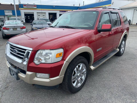 2007 Ford Explorer for sale at Burkholder Motors in Middletown DE
