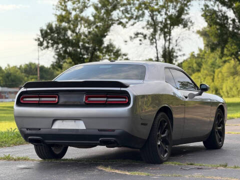 2016 Dodge Challenger SXT