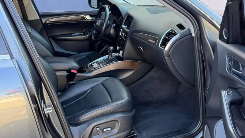 2016 Audi Q5 2.0T quattro Premium Plus