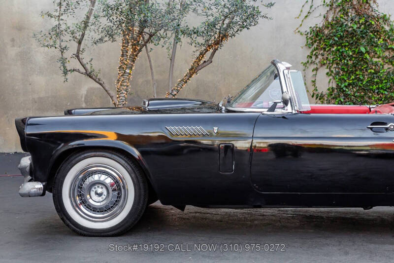 1956 Ford Thunderbird