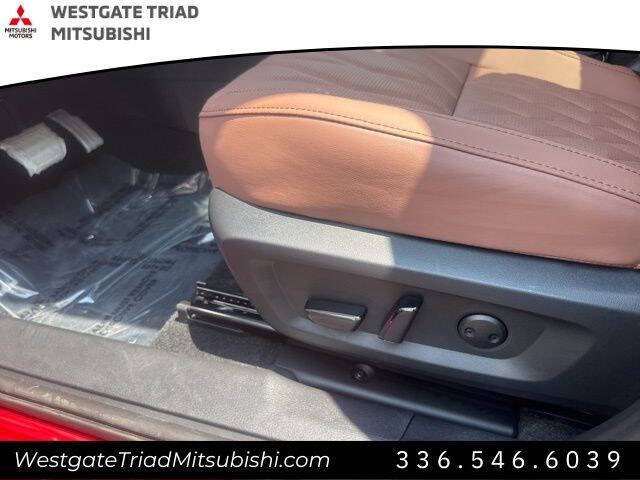 2025 Mitsubishi Outlander SEL