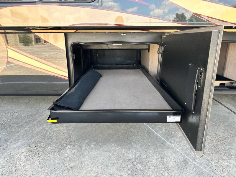 2017 Entegra Anthem 44b 1.5 Bath, 450hp Dies