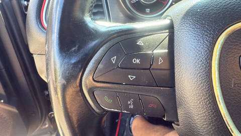 2015 Dodge Challenger SXT