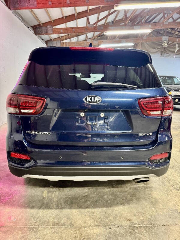 2019 Kia Sorento EX V6