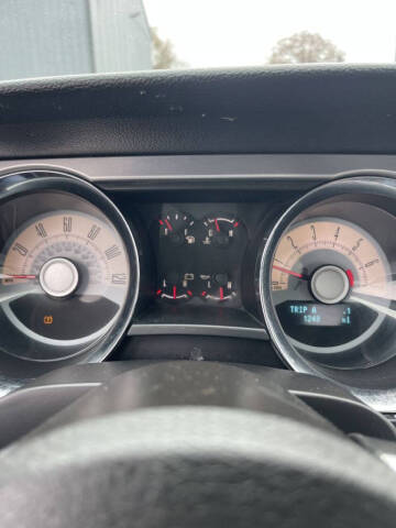 2010 Ford Mustang V6