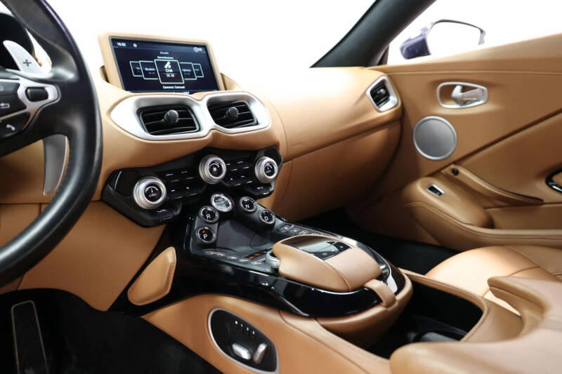 2019 Aston Martin Vantage
