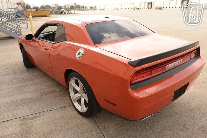 2008 Dodge Challenger SRT8