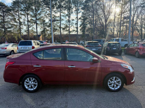 2017 Nissan Versa 1.6 SV