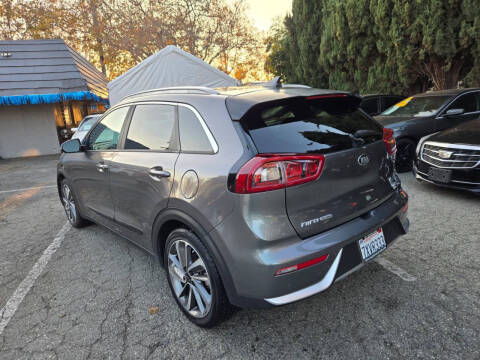 2017 Kia Niro Touring