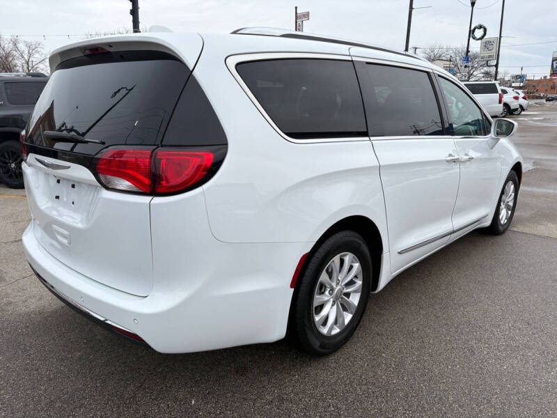 2018 Chrysler Pacifica Touring L