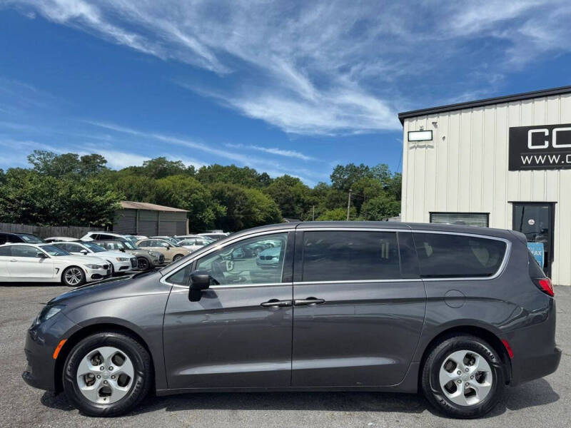 2017 Chrysler Pacifica LX