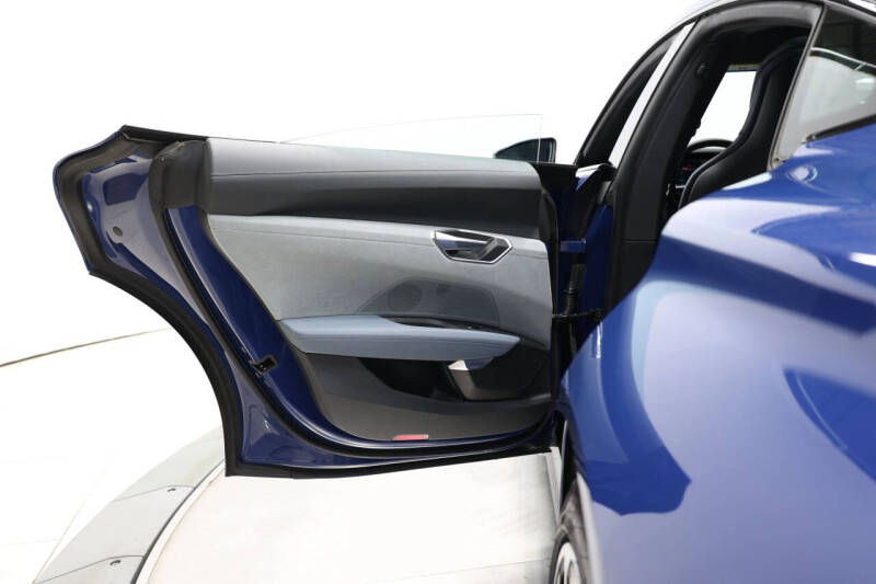 2024 Audi e-tron GT quattro Premium Plus