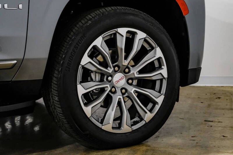 2024 GMC Yukon XL Denali