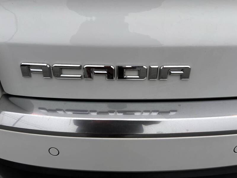 2016 GMC Acadia SLT-1