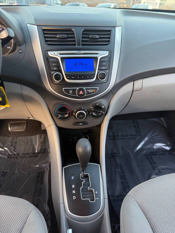 2014 Hyundai Accent GLS