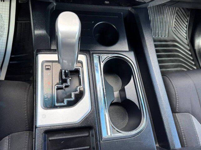 2017 Toyota Tundra SR5