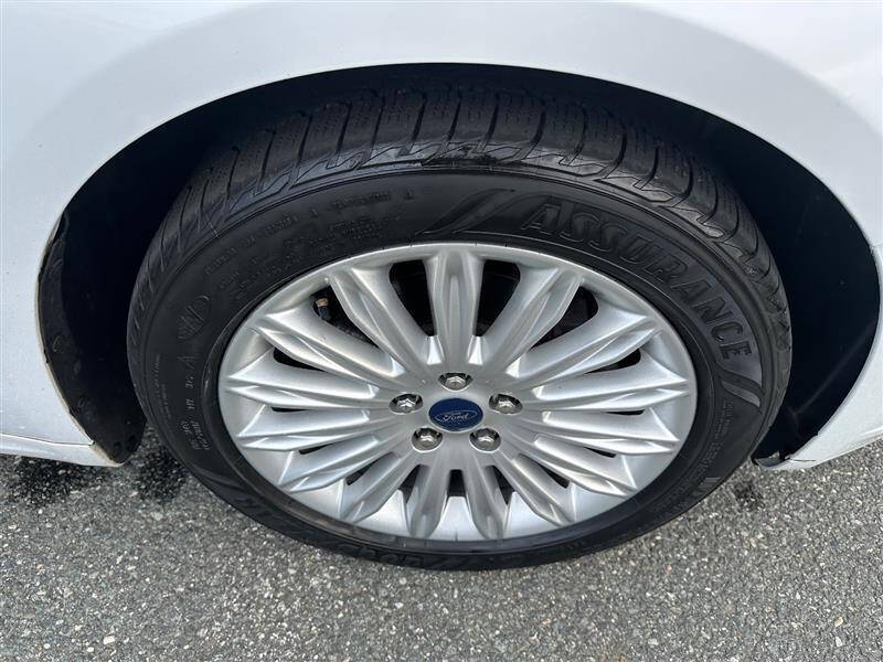 2014 Ford Fusion Hybrid SE