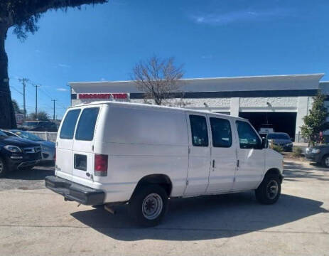 2001 Ford E-Series E-250