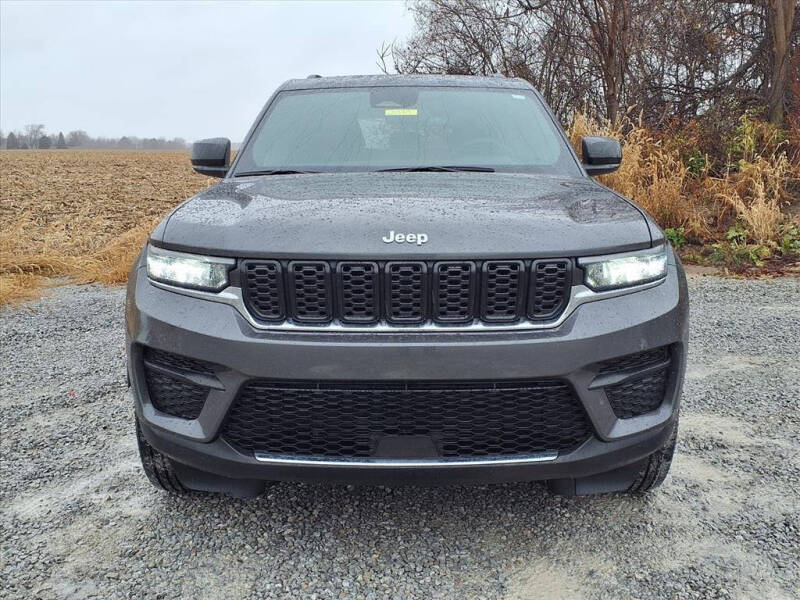 2024 Jeep Grand Cherokee Laredo