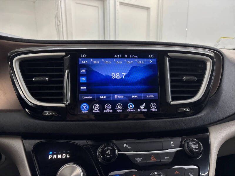 2017 Chrysler Pacifica