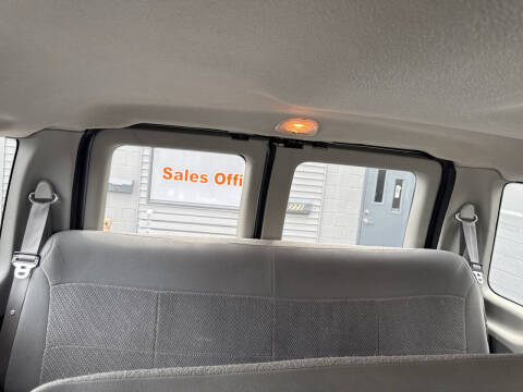 2006 Ford E-Series E-350 SD XLT