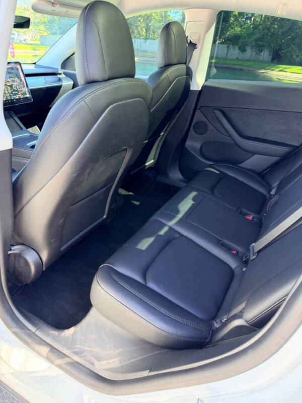 2021 Tesla Model Y Long Range - Photo 17