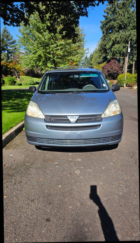 2004 Toyota Sienna
