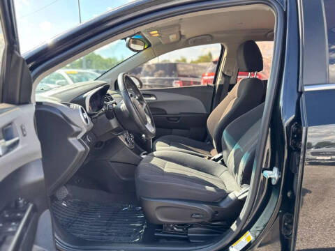 2019 Chevrolet Sonic LT Auto