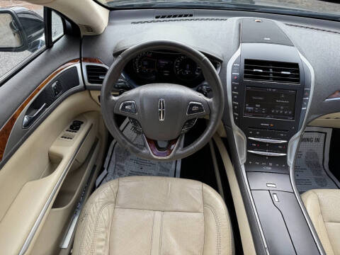 2014 Lincoln MKZ